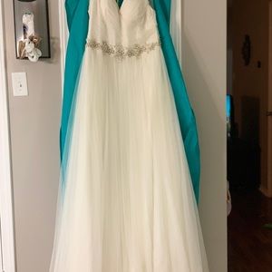 Rebecca Ingram wedding dress